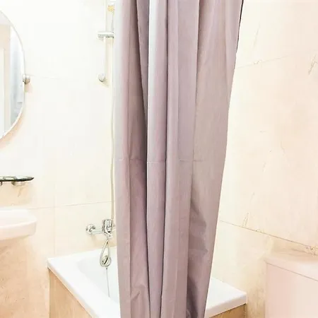 Campo International Sleeps 6 Pool Air Con Villa *